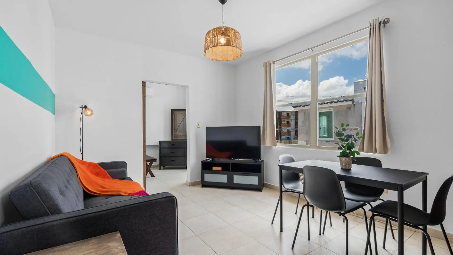 Vacation Getaway In Ocean Park With Parking Apartment San Juan